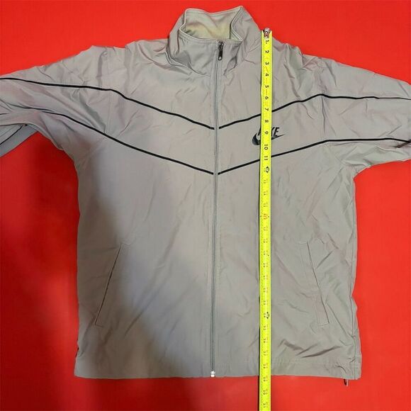 Nike Men's  Jacket Size L Gray Lightweight - Picture 8 of 13